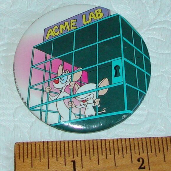 Vtg 1995 Pinback Button: Pinky & the Brain, Acme Lab Cage, Animaniacs Cartoon - Picture 2 of 3